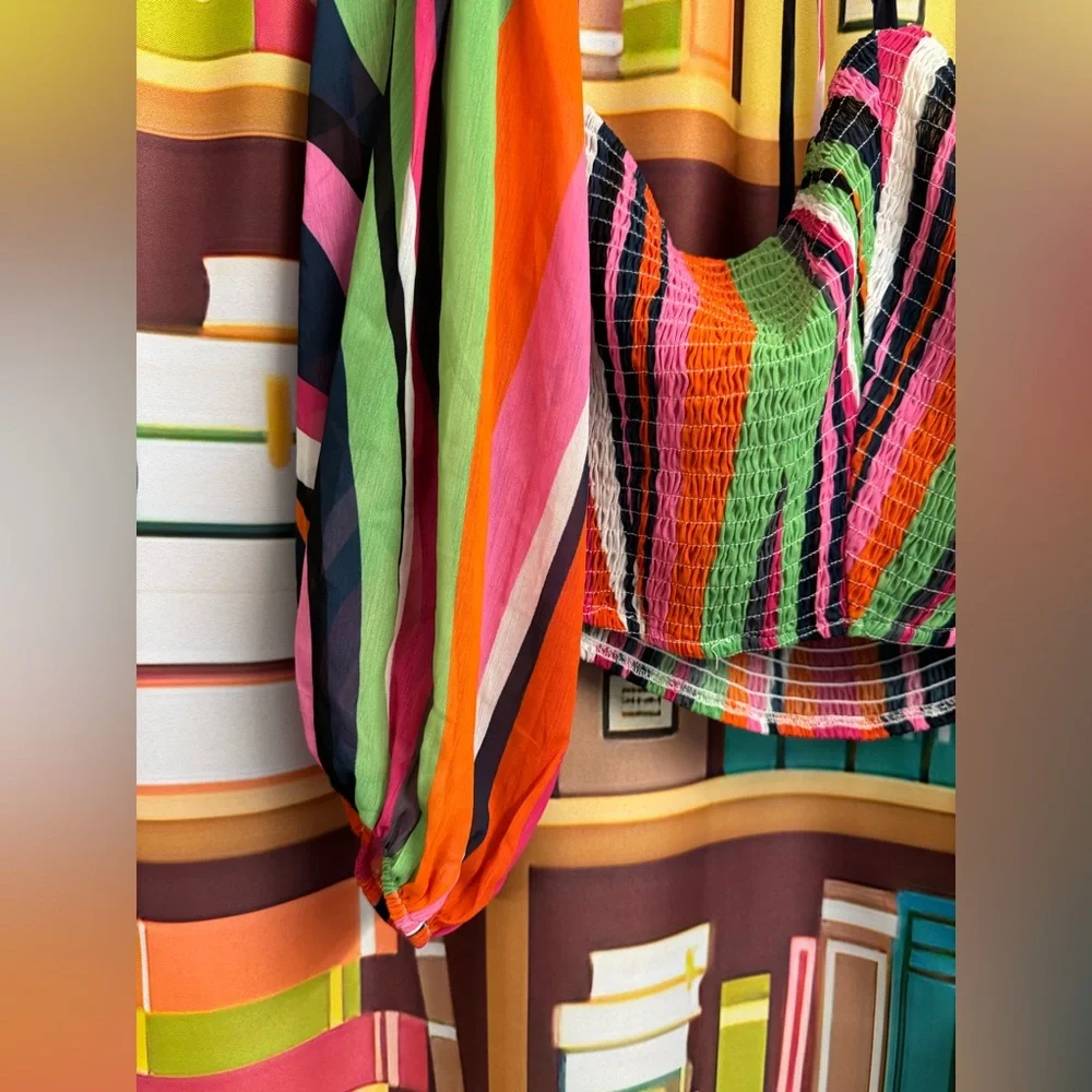 Colorful Striped Crop Top - Picture 4 of 5